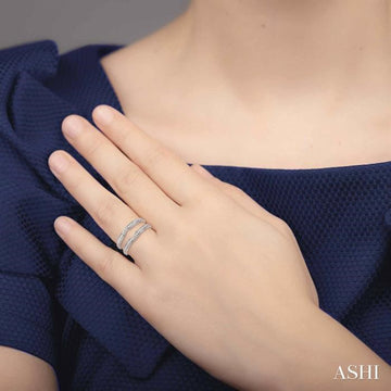 1/5 Ctw Round Cut Diamond Insert Ring in 14K White Gold